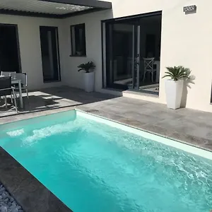 Mawena Villa Velleron